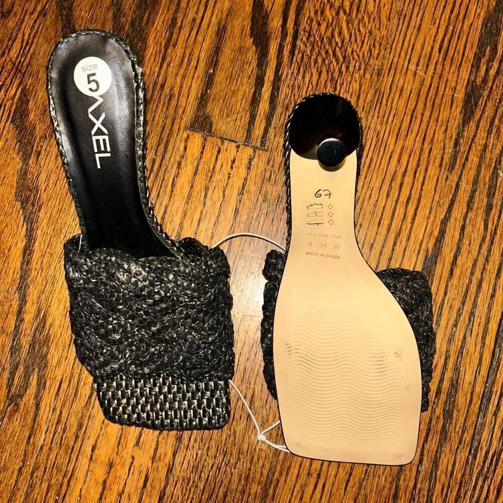 NWOT Axel heels - Picture 3 of 4